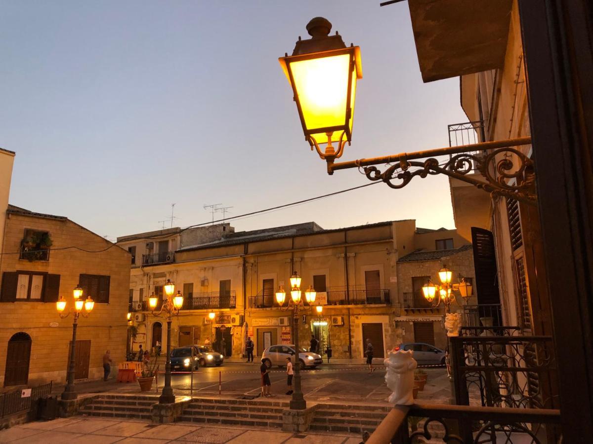 Cortile Umberto Apartment Racalmuto Екстериор снимка